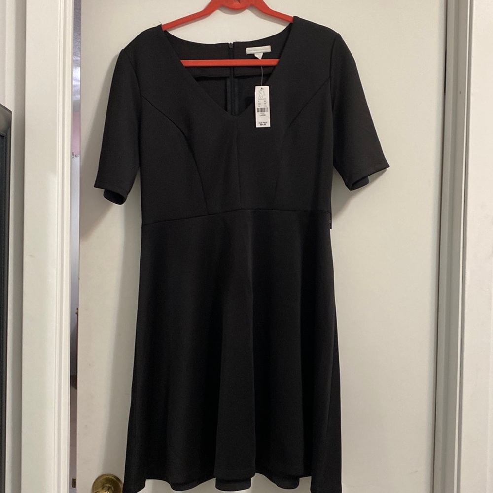 Classic A line dress in black
